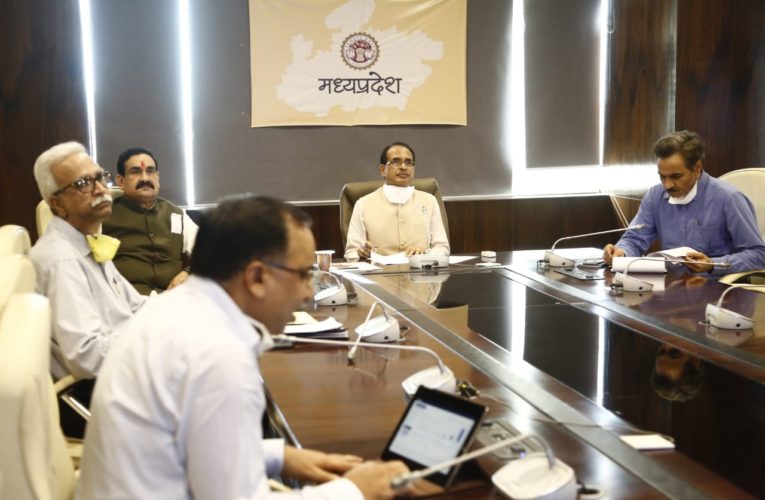कोरोना लापरवाही: एसडीएम, सीएमएचओ सस्पेंड..